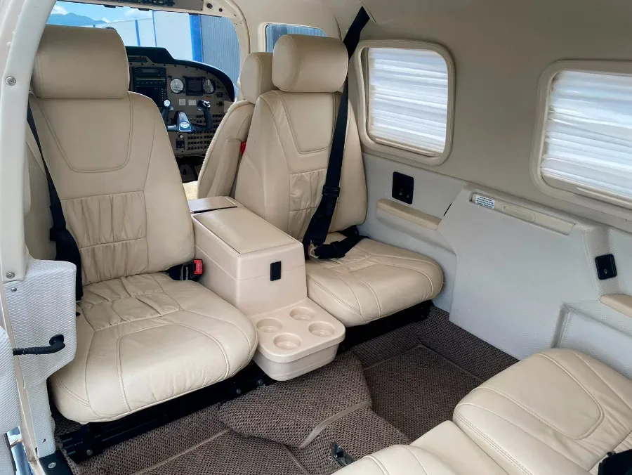 Cabin interior of a 2001 Piper Seneca V PA-34-220T.