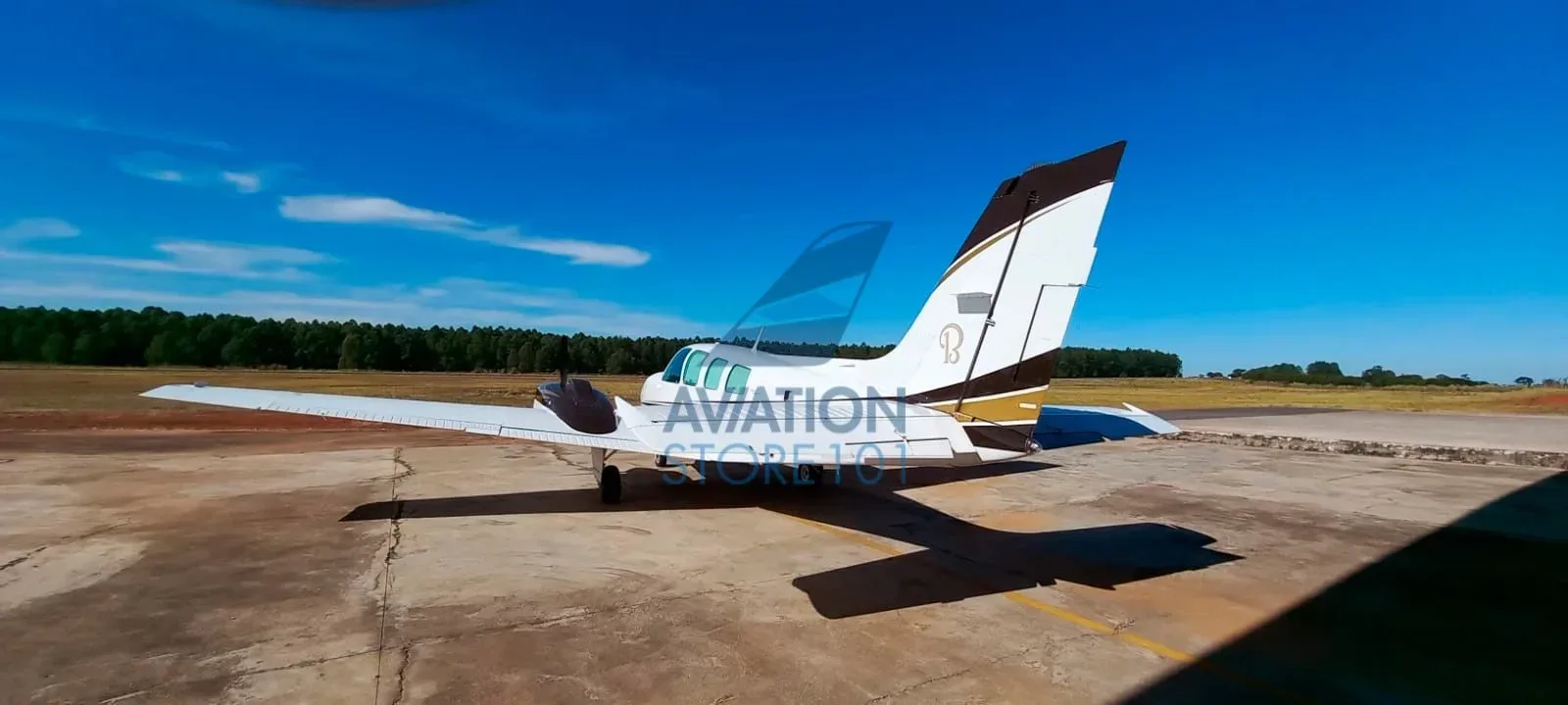 Exterior view of a 1979 Beechcraft Baron 58.