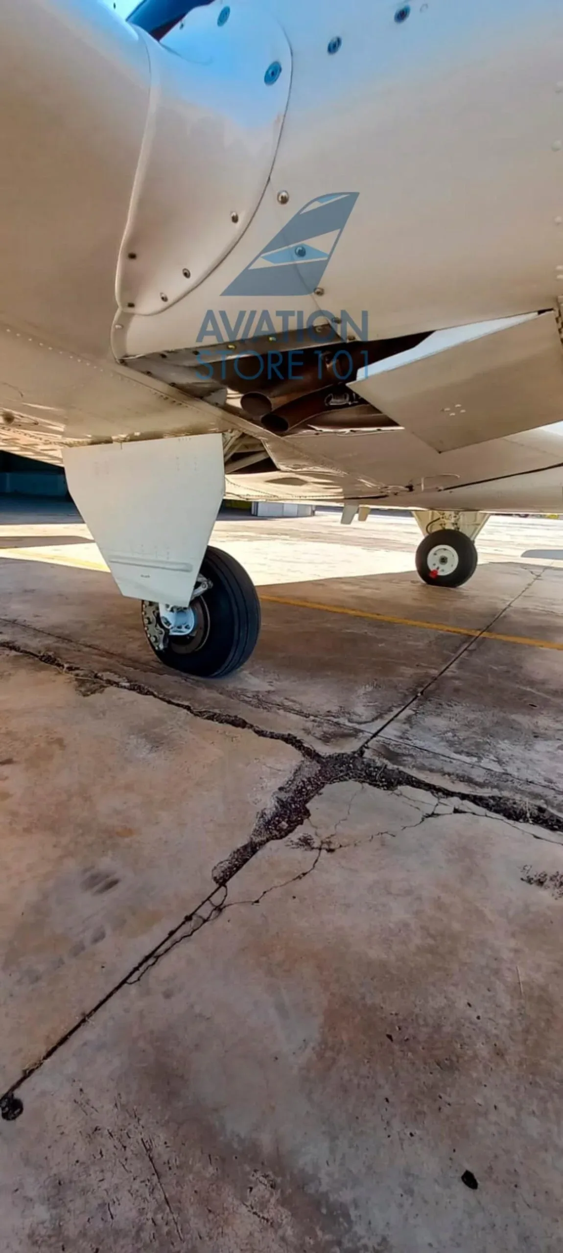 Exterior view of a 1979 Beechcraft Baron 58.