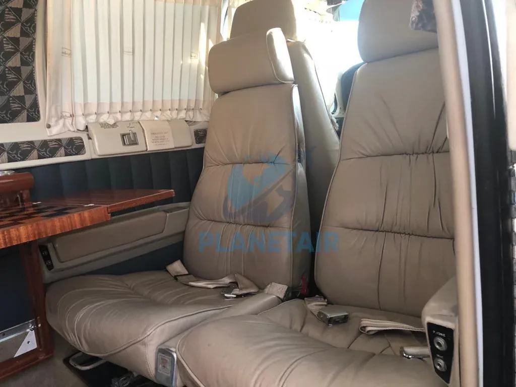 Cabin interior of a 1986 Beechcraft Baron 58.
