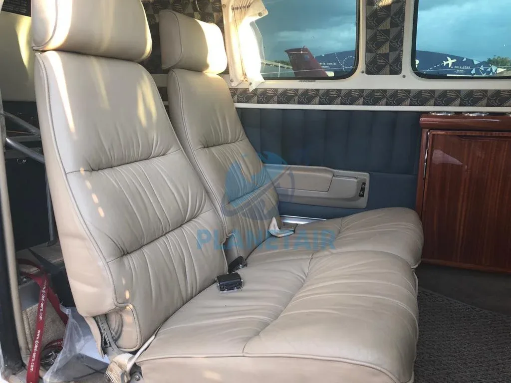 Cabin interior of a 1986 Beechcraft Baron 58.