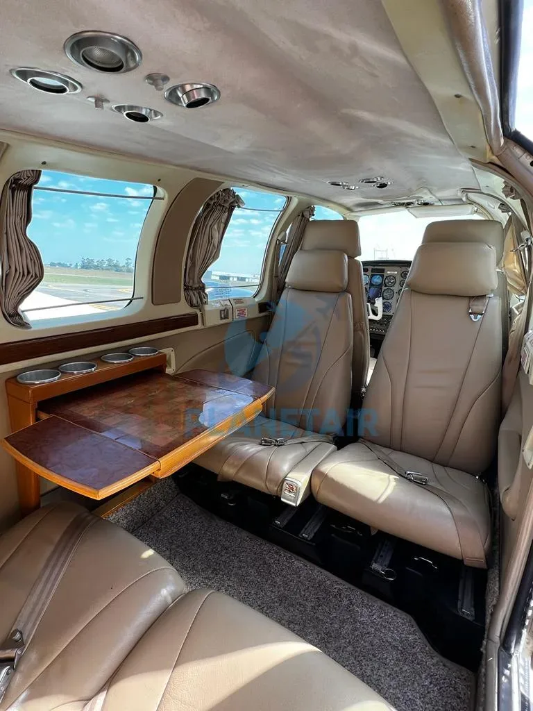 Cabin interior of a 1990 Beechcraft Baron 58.