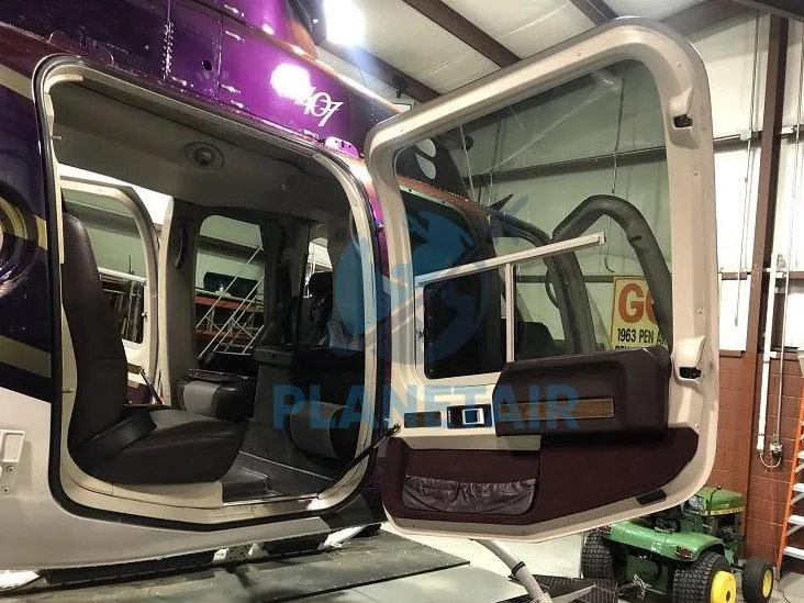 Cabin interior of a 2005 Bell 407.