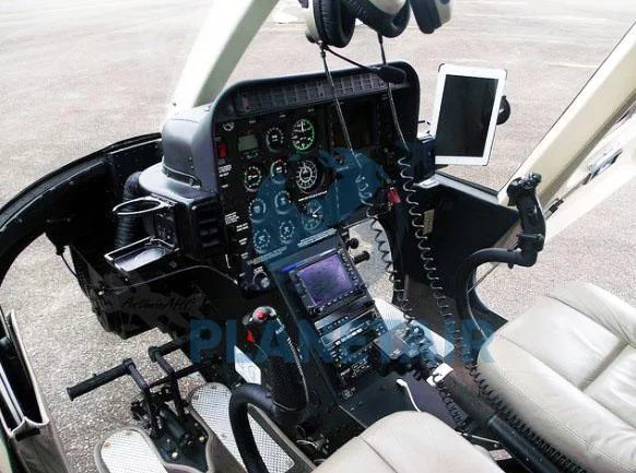 Avionics suite of a 2010 Bell 407.