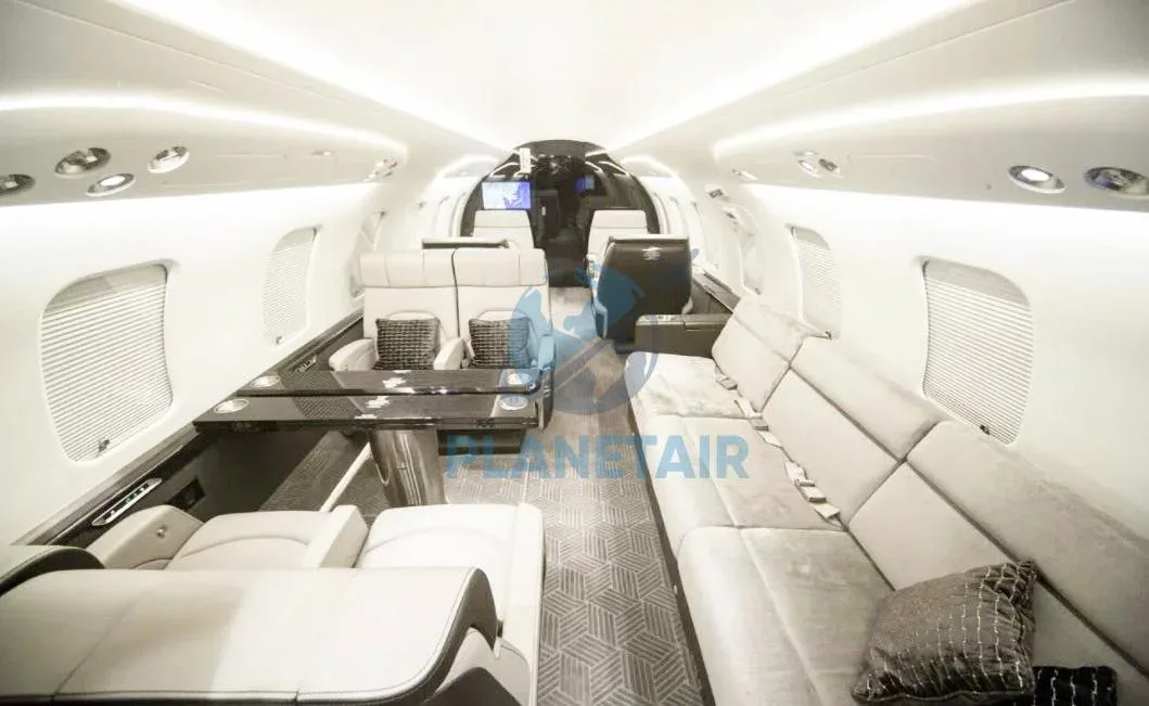 Cabin interior of a 2019 Bombardier CHALLENGER 650.
