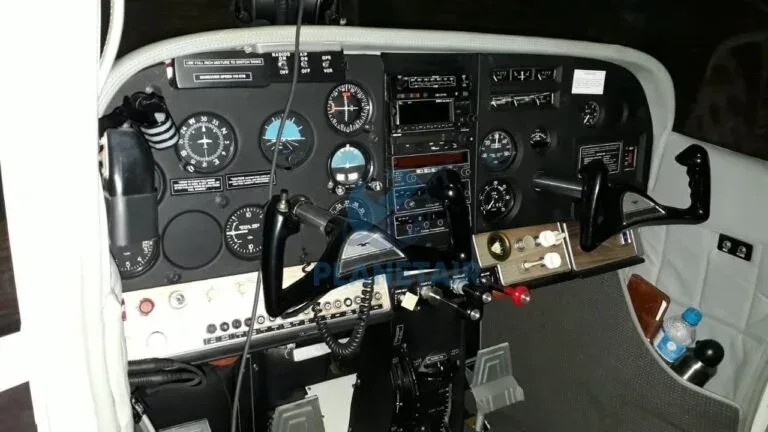 Cockpit and instrument panel of a 1972 Cessna Aircraft 182P Skylane.