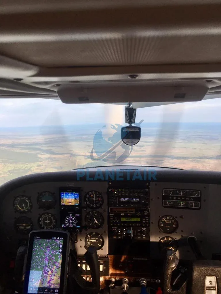 Cockpit and instrument panel of a 1974 Cessna Aircraft 182P Skylane.