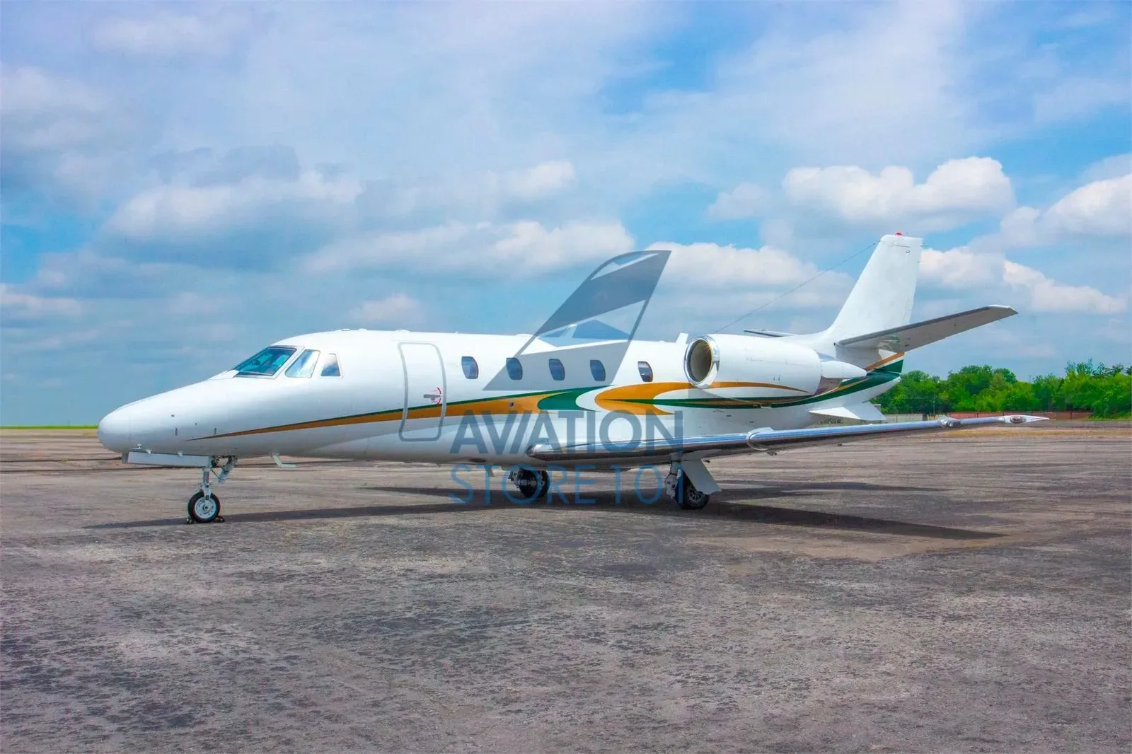 Exterior view of a 2015 Cessna Citation M2.