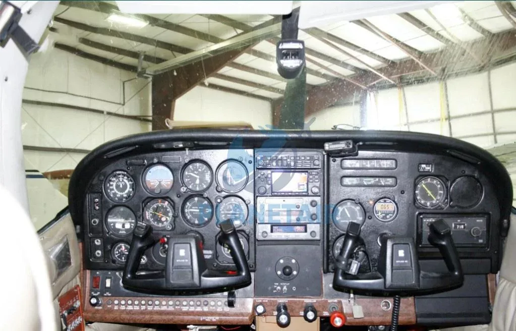 Cockpit and instrument panel of a 1979 Cessna R182RG SKYLANE.