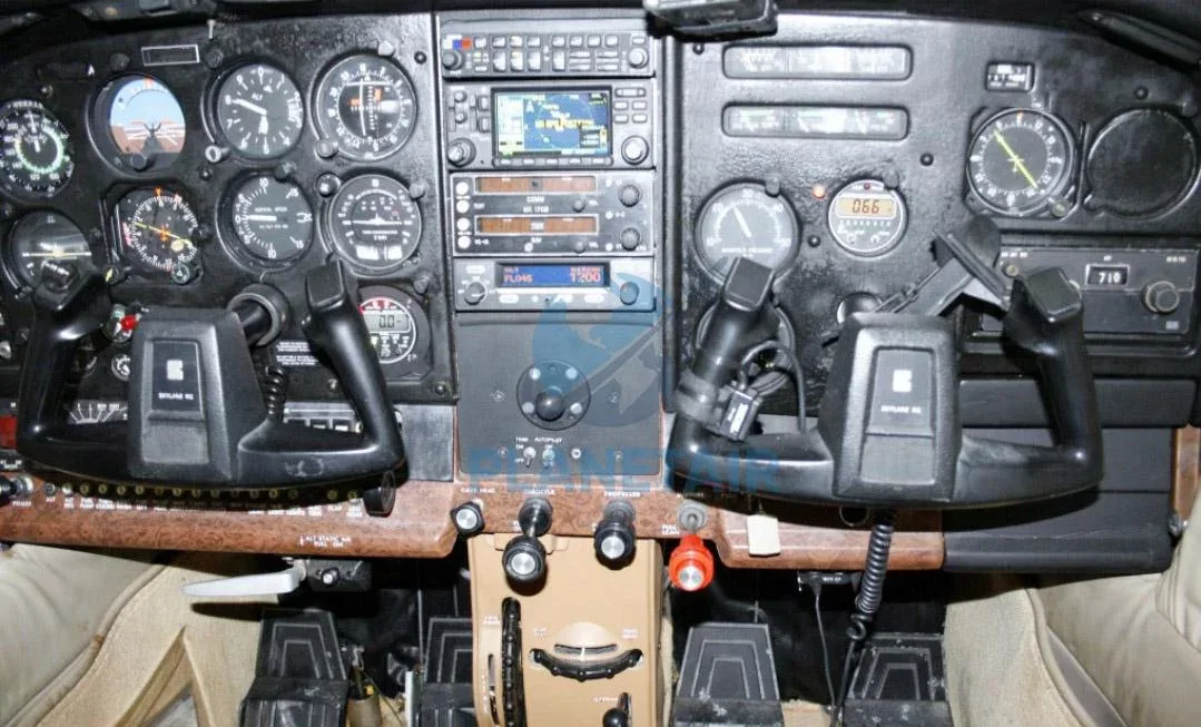 Cockpit and instrument panel of a 1979 Cessna R182RG SKYLANE.