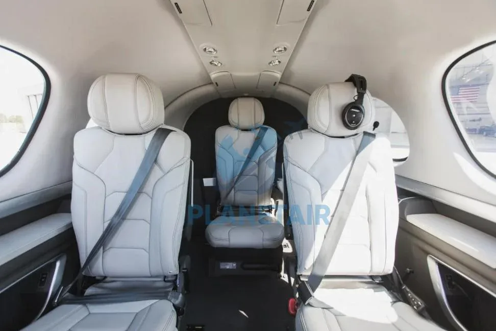 Cirrus Vision SF50 - Ano 2018 - 364 Horas Totais