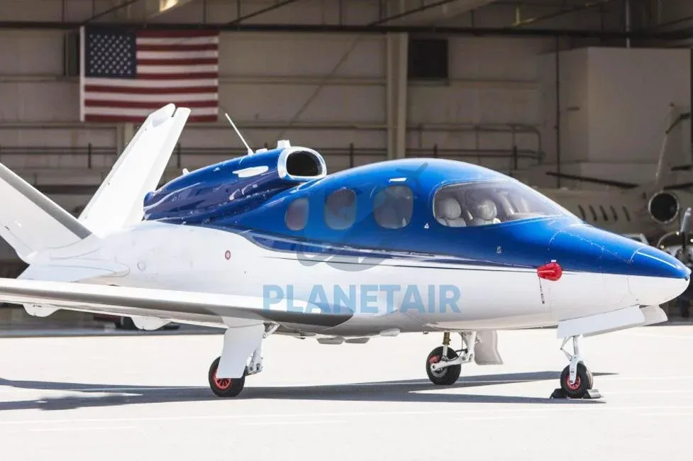 Cirrus Vision SF50 - Ano 2018 - 364 Horas Totais