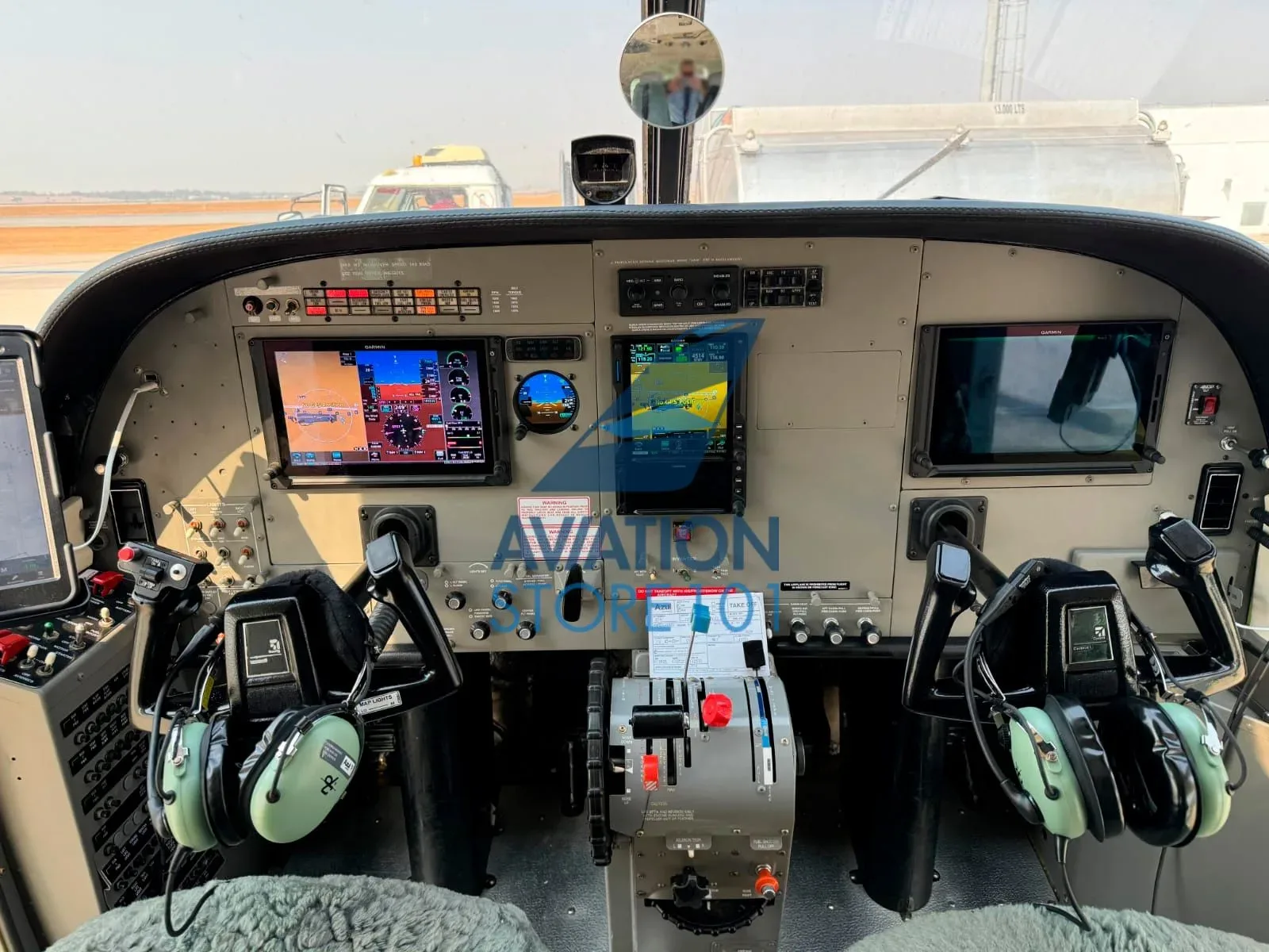 Cockpit and instrument panel of a 1985 Cessna Cota.