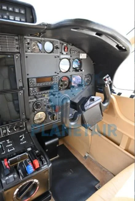 Cockpit and instrument panel of a 2006 Daher SOCATA TBM 850.