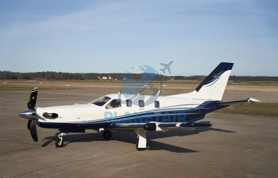 Exterior view of a 2010 Daher Socata TBM850.