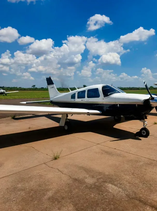 Exterior view of a 1976 Embraer Corisco Aspirado.