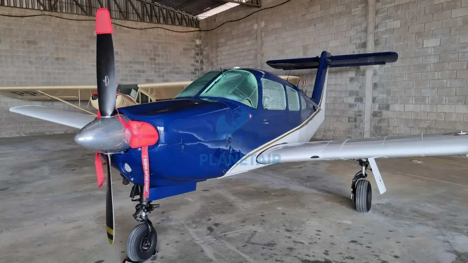 Exterior view of a 1980 Embraer CORISCO ASPIRADO.