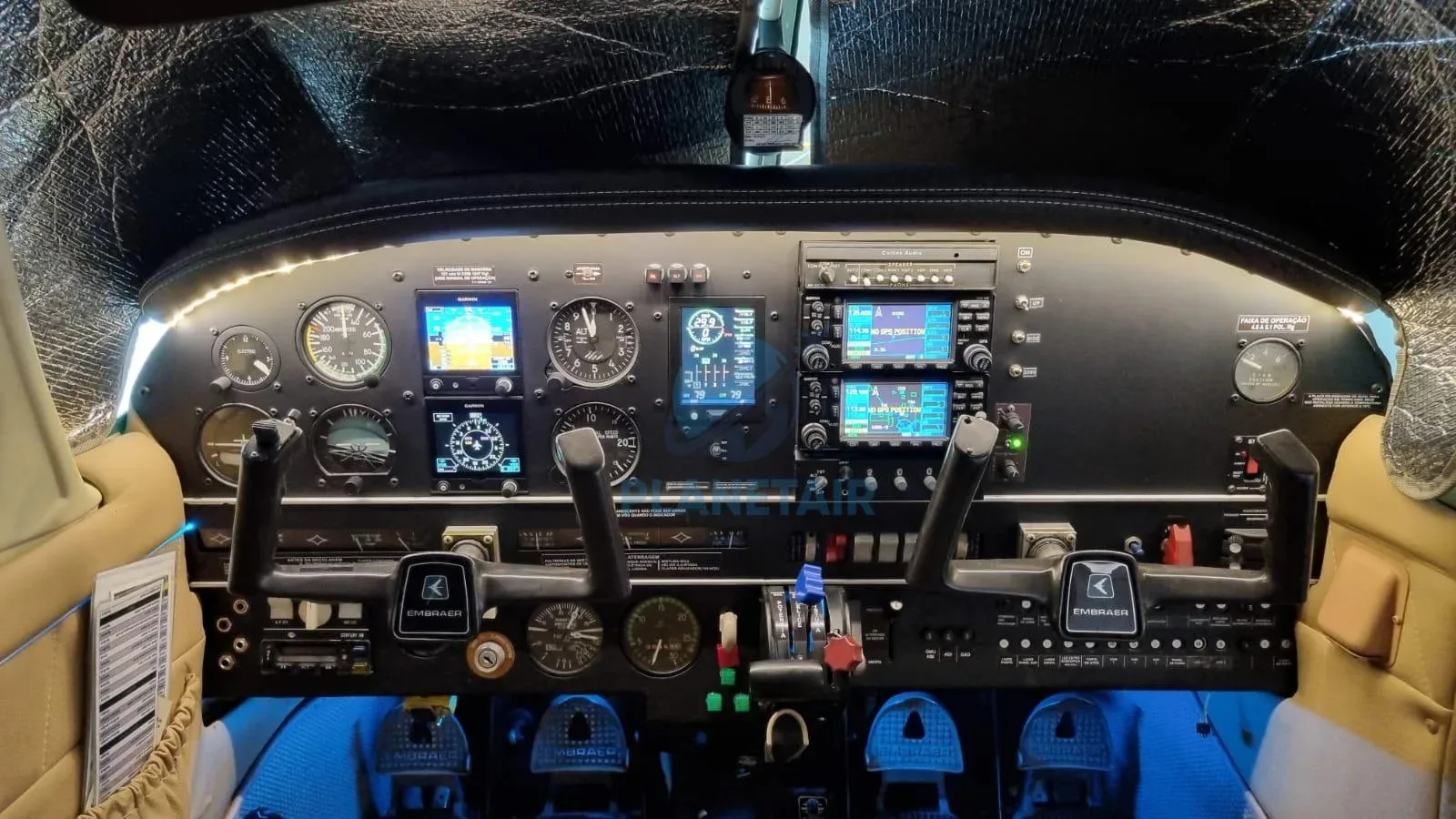 Cockpit and instrument panel of a 1980 Embraer CORISCO ASPIRADO.