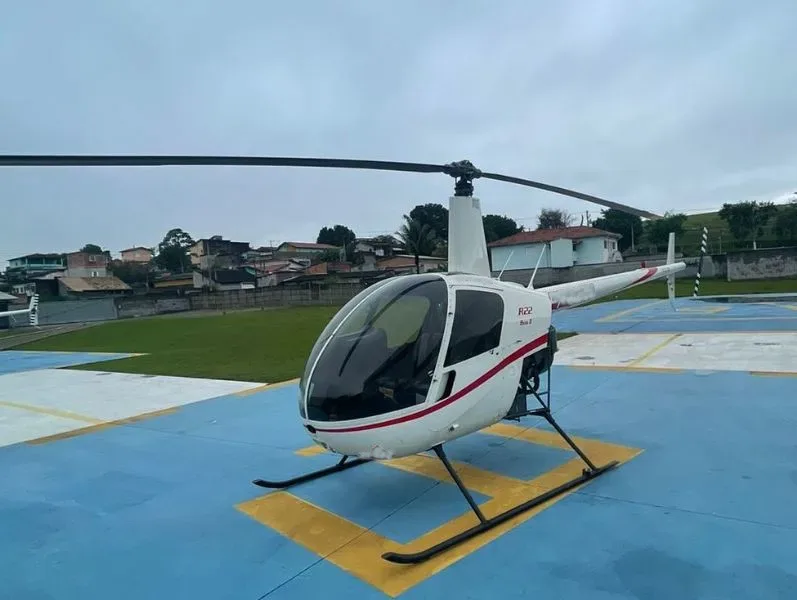 Exterior view of a 2012 Robinson R22 Beta II.