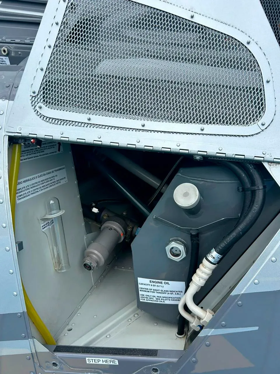 Engine detail of a 2022 Robinson R66 Turbine.