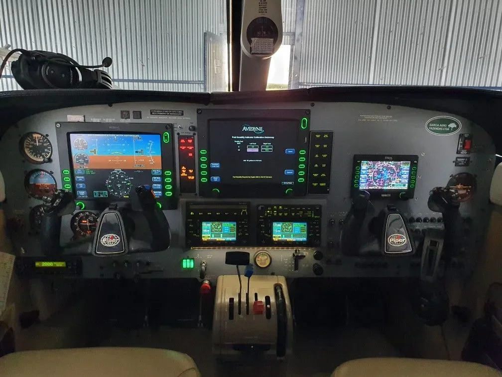 Cockpit and instrument panel of a 2008 Piper Aircraft Matrix PA-46R-350T.