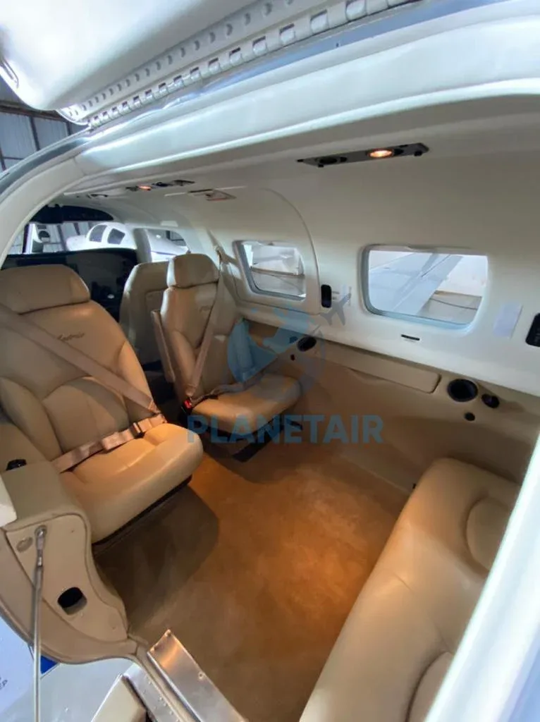 Cabin interior of a 2008 Piper AIRCRAFT MATRIX PA-46R-350T.