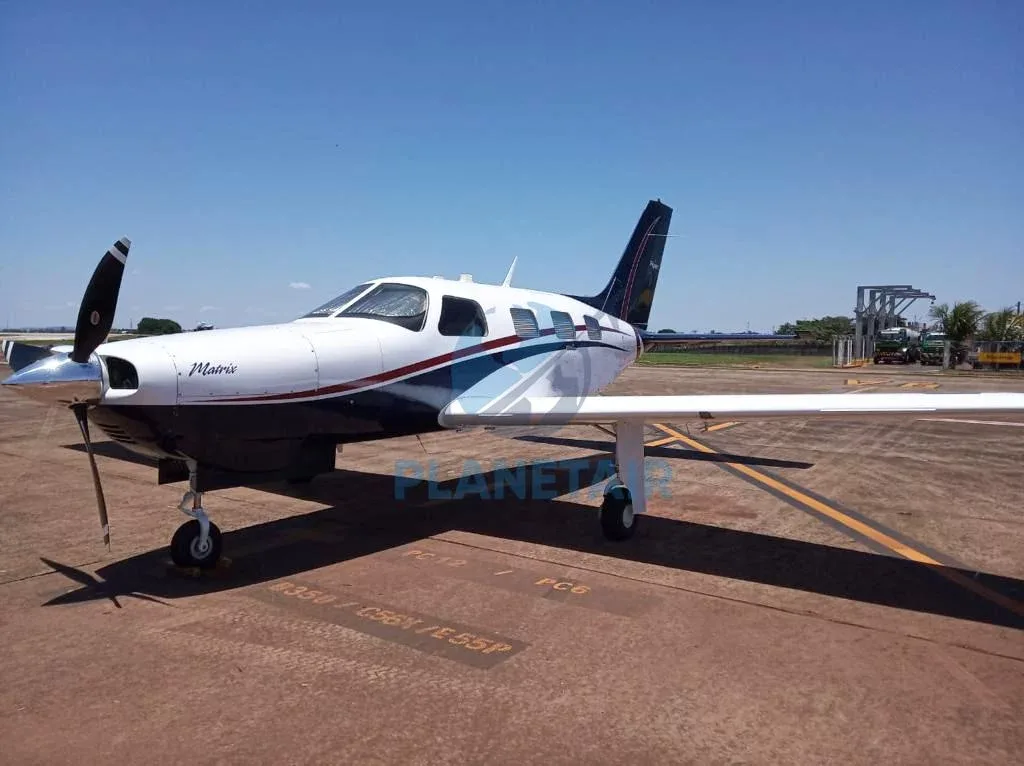 Exterior view of a 2012 Piper Aircraft Matrix PA-46R-350T.