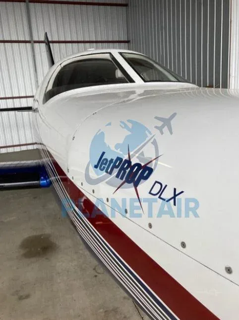 Exterior view of a 1987 Piper JETPROP DLX PA-46.