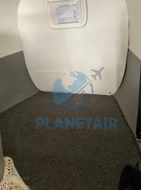 Cabin interior of a 1987 Piper JETPROP DLX PA-46.