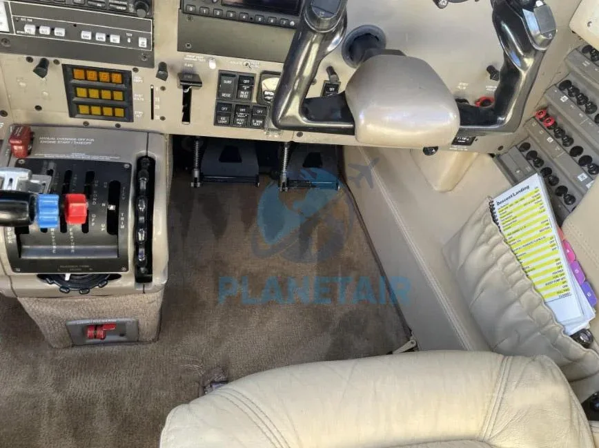 Cabin interior of a 2002 Piper JETPROP PA-46.