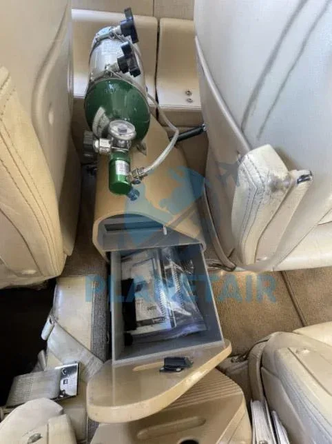 Cabin interior of a 2002 Piper JETPROP PA-46.