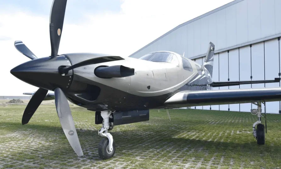 Exterior view of a 2021 Piper M600 SLS.