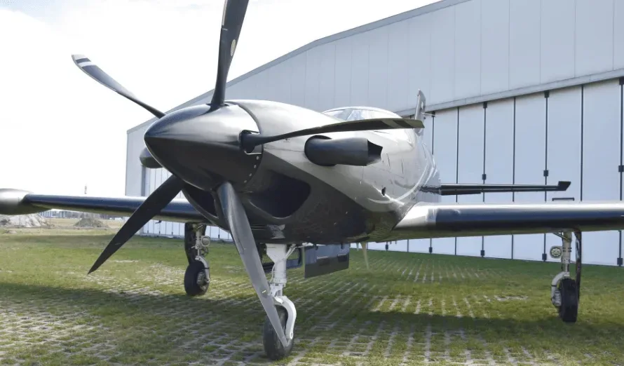 Exterior view of a 2021 Piper M600 SLS.