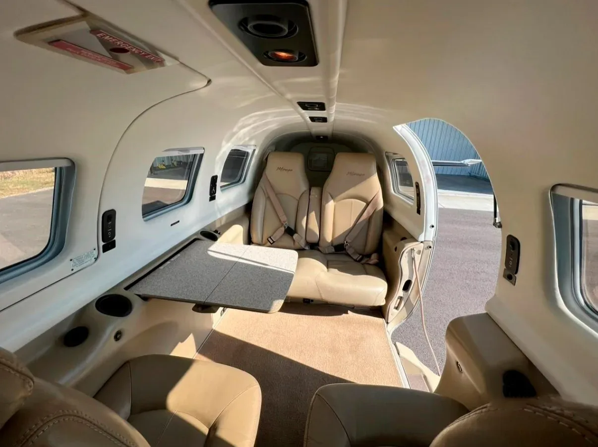 Cabin interior of a 2010 Piper Malibu Mirage PA-46-350P.