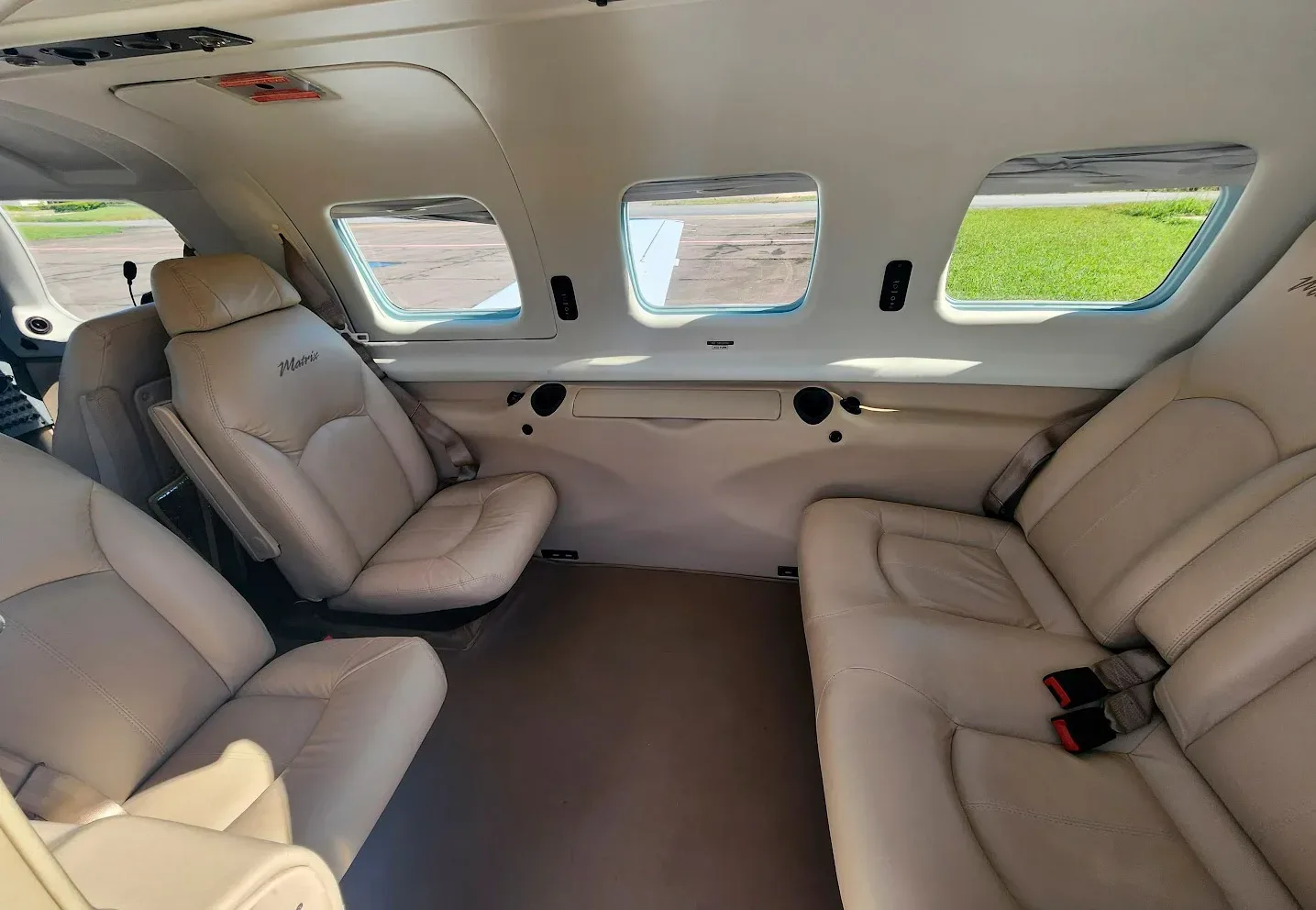 Cabin interior of a 2008 Piper Matrix PA-46R-350T.