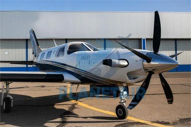 Exterior view of a 2017 Piper MERIDIAN M600 PA-46-600TP.