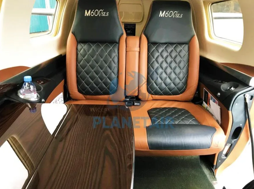 Cabin interior of a 2020 Piper Meridian M600 SLS PA-46-600TP.