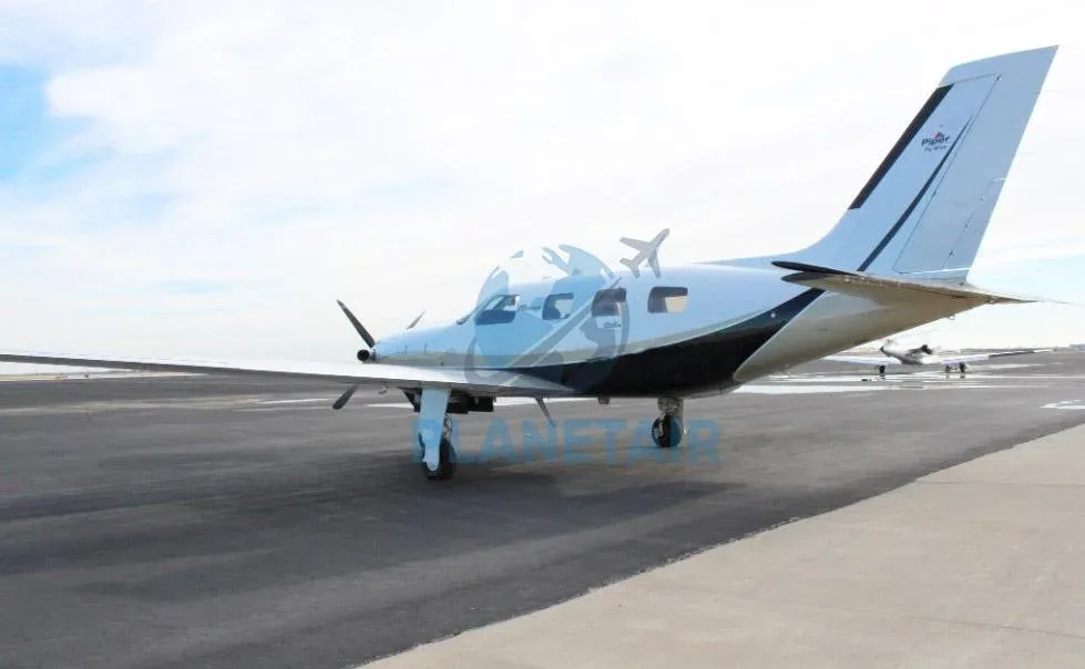 Exterior view of a 2008 Piper Meridian PA-46-500TP.