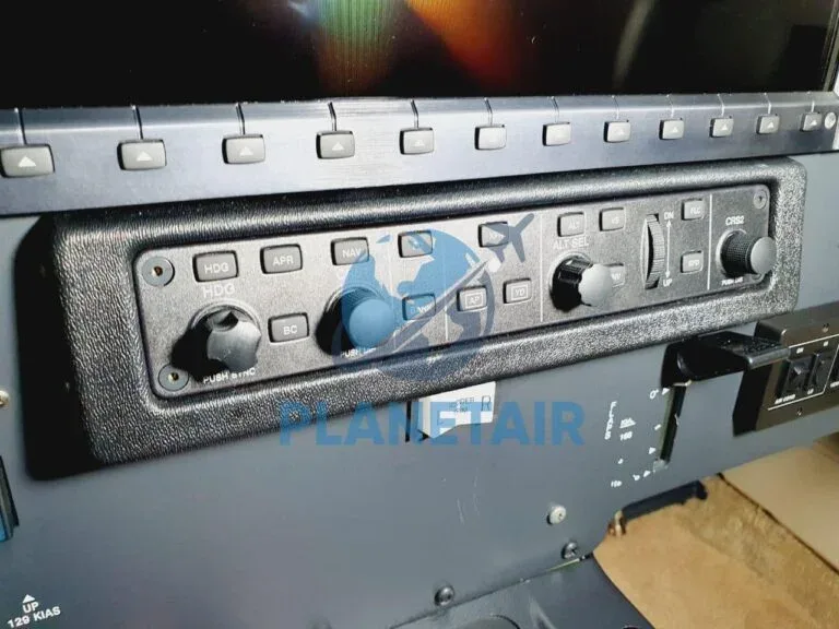 Avionics suite of a 2014 Piper MERIDIAN PA-46-500TP.