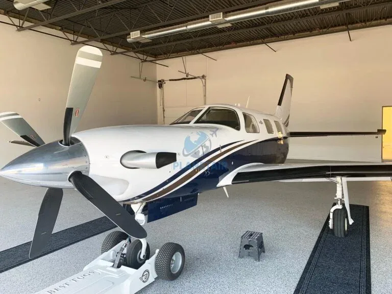 Exterior view of a 2014 Piper MERIDIAN PA-46-500TP.