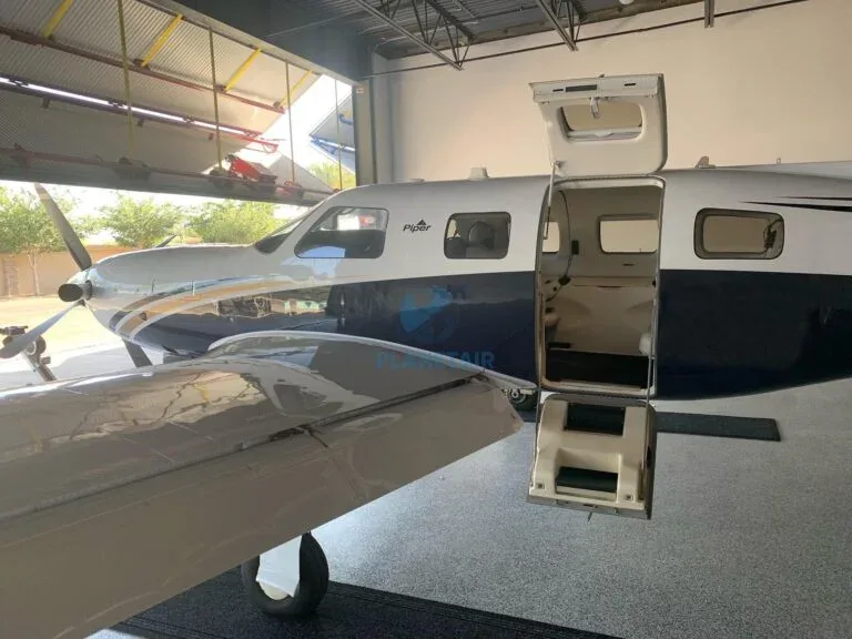 Exterior view of a 2014 Piper MERIDIAN PA-46-500TP.