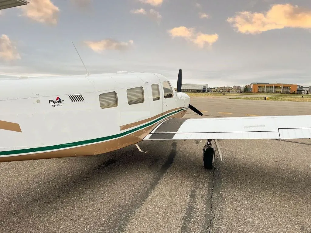 Exterior view of a 2008 Piper SARATOGA II TC.