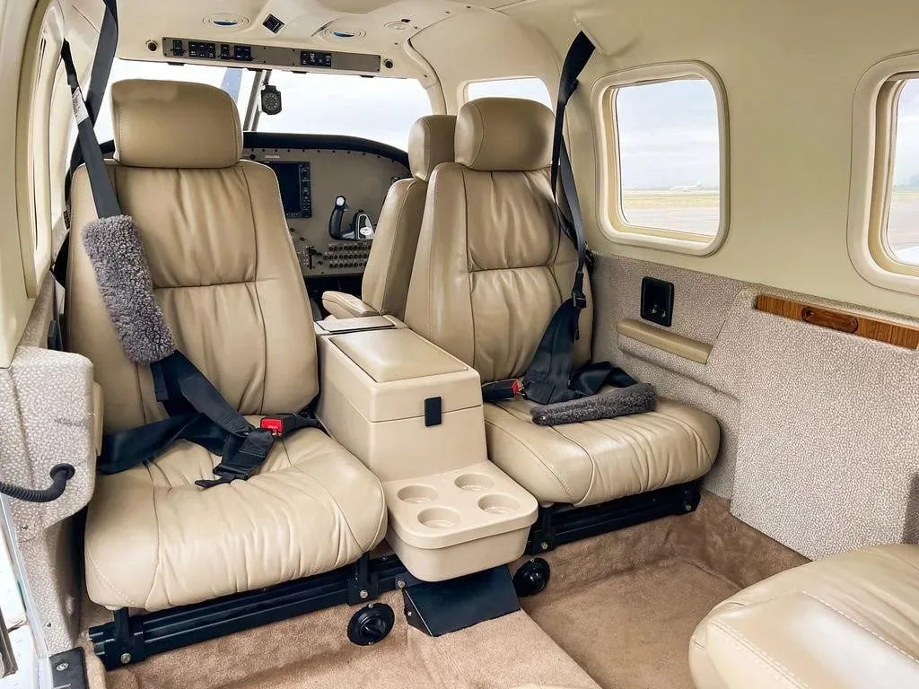 Cabin interior of a 2008 Piper SARATOGA II TC.