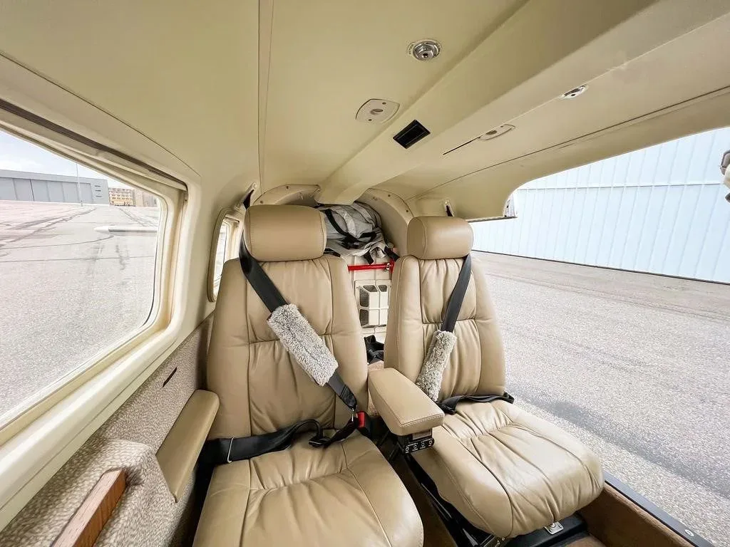 Cabin interior of a 2008 Piper SARATOGA II TC.
