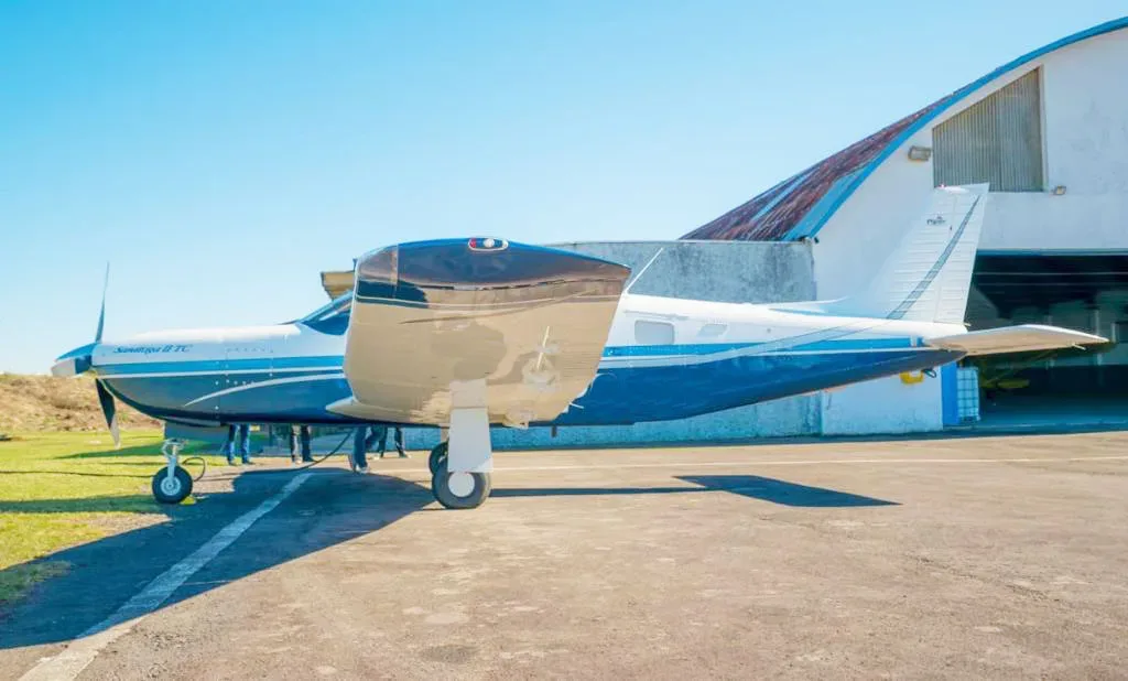 Exterior view of a 2003 Piper Saratoga II TC PA-32R-301T.
