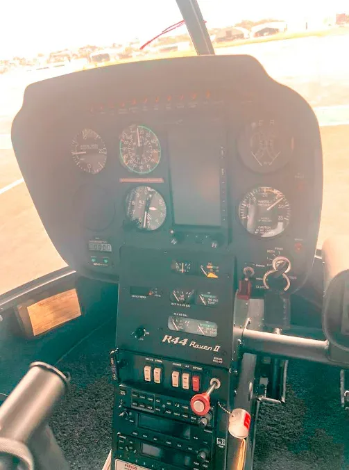 Robinson R44 Raven II - Ano 2015 - 1.014 H.T.