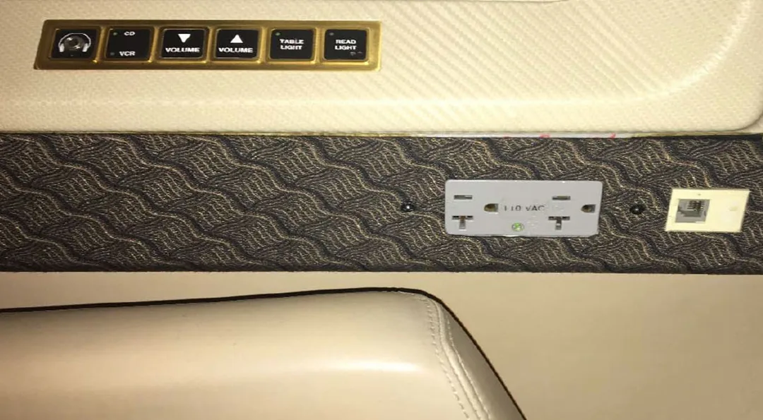 Cabin interior of a 1990 Hawker 800A.