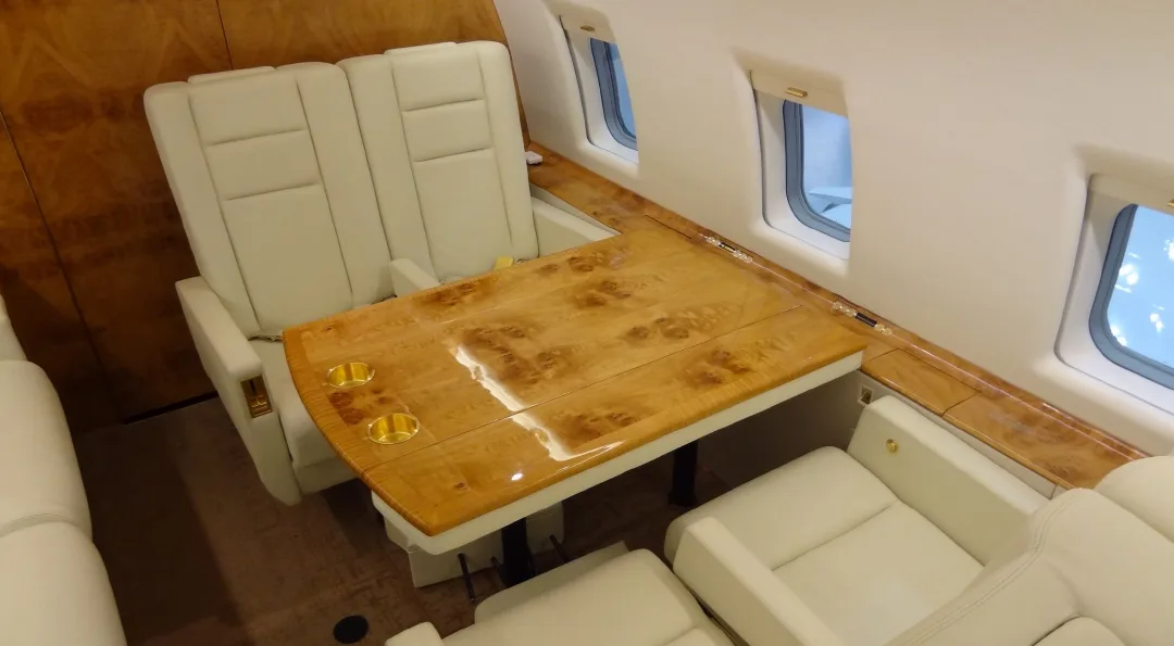 Cabin interior of a 1995 Bombardier CHALLENGER 601-3R.