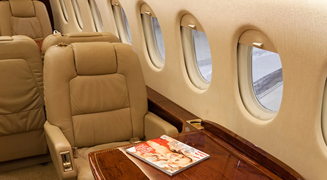 Cabin interior of a 2000 Dassault FALCON 2000.
