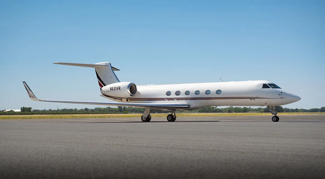 Cabin interior of a 2001 Gulfstream GV.